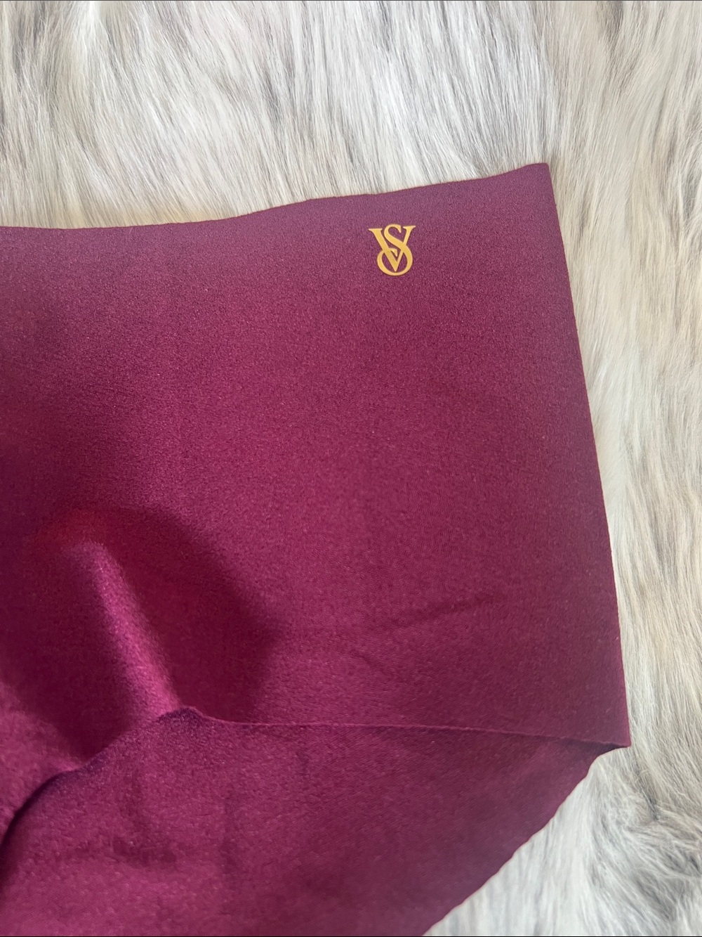 Victoria's Secret Seamless Hipster Panty - Wine with Gold Logo - Picture 2 of 6